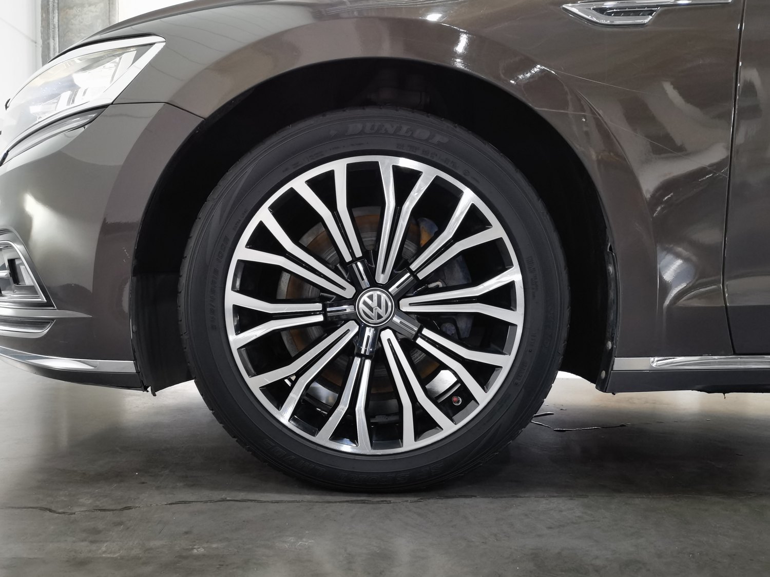 Used Volkswagen Phideon 2018 2.0 AT