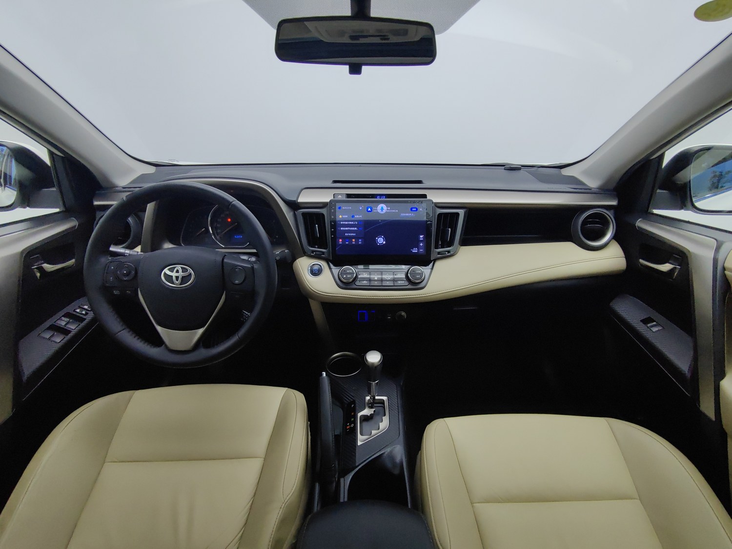 Used Toyota RAV4 2013 2.0 AT