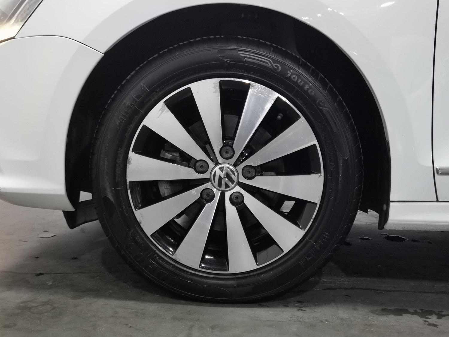 Used Volkswagen Sagitar 2018 1.6 AT