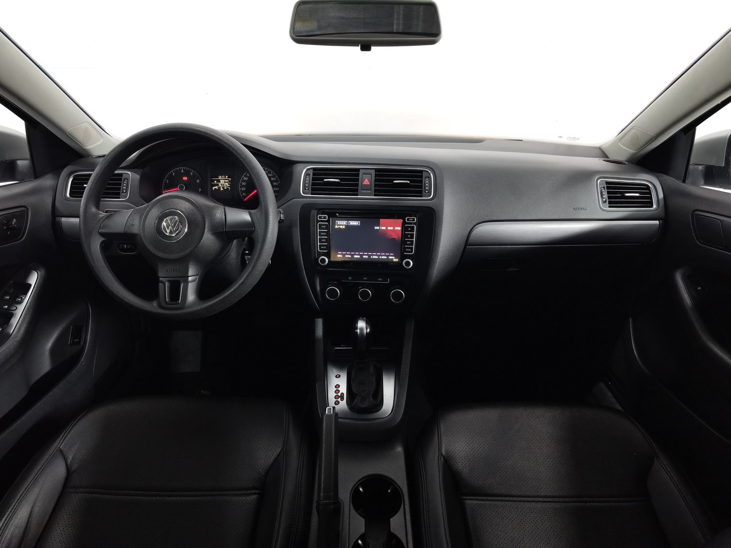 Used Volkswagen Sagitar 2014 1.6 AT