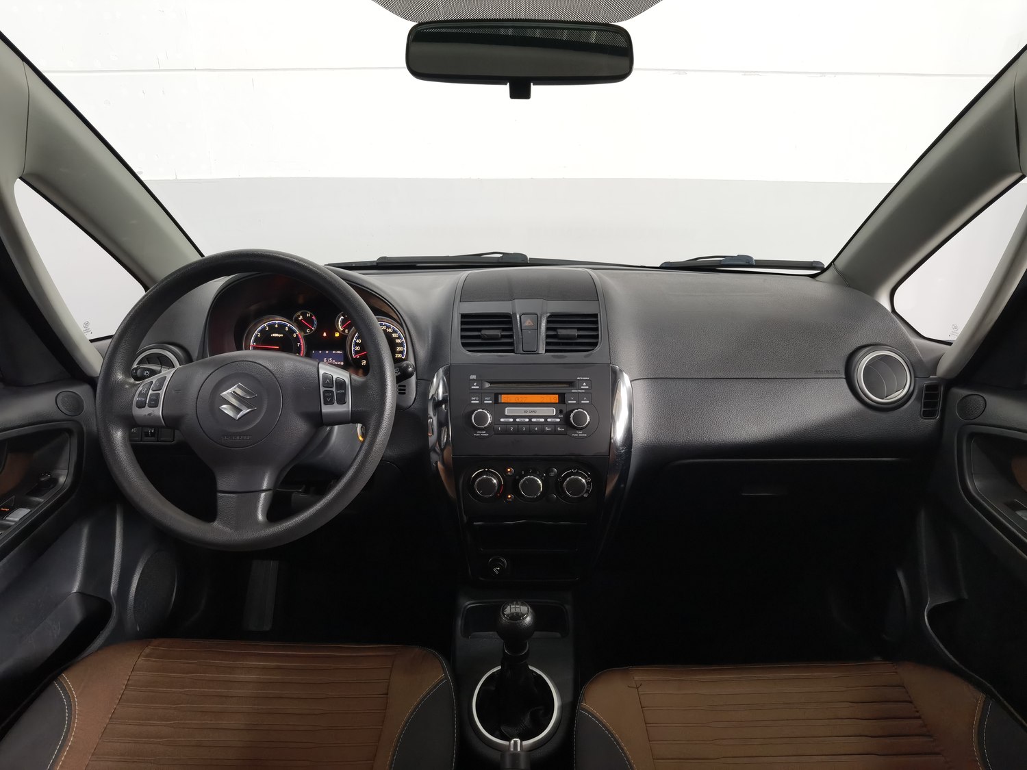 Used Suzuki SX4 2013 1.6 MT