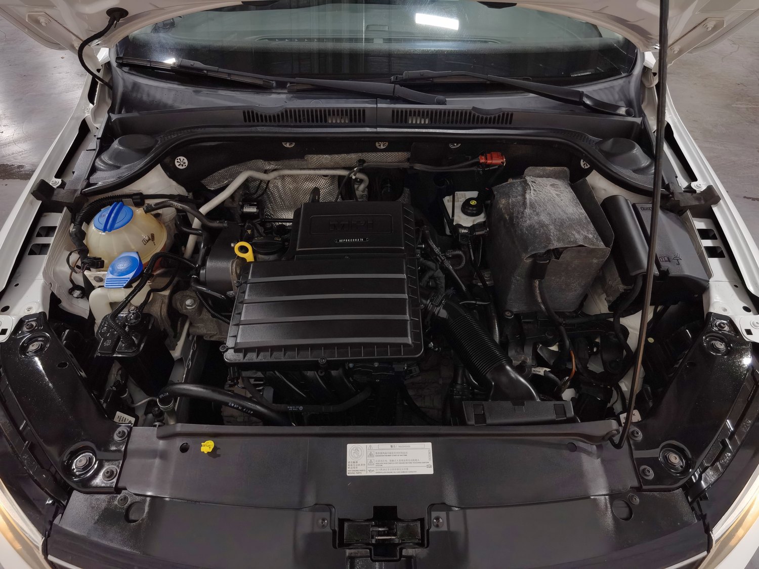 Used Volkswagen Sagitar 2018 1.6 AT