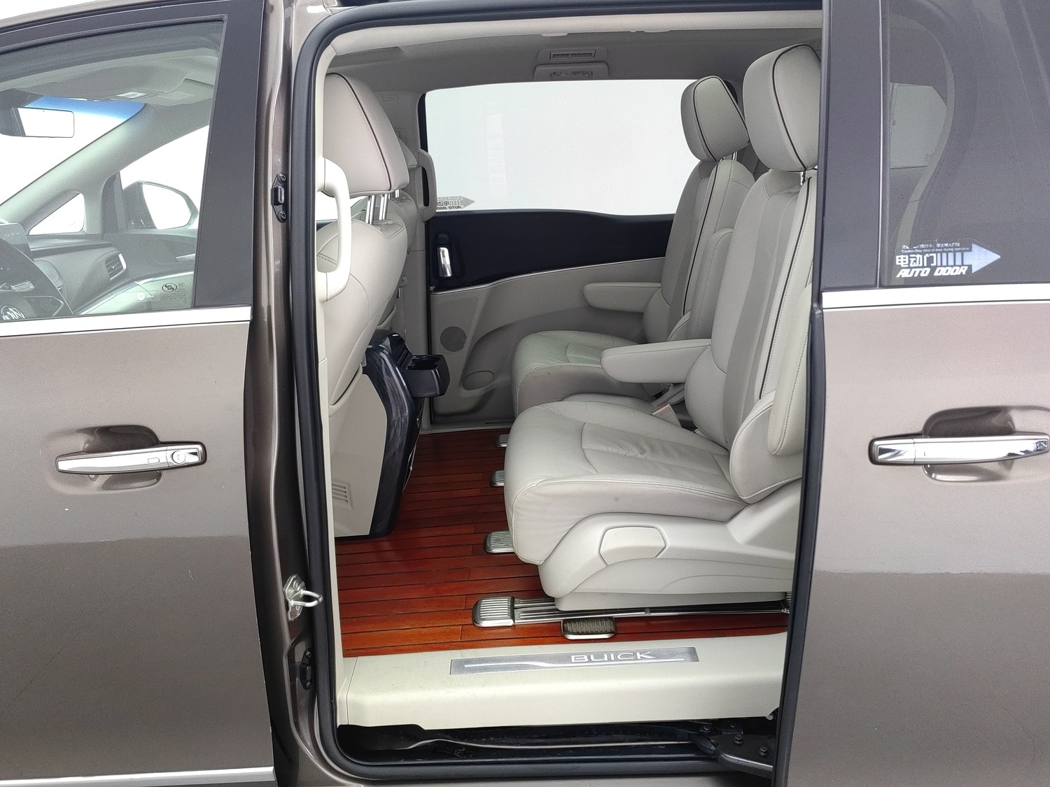 Used Buick GL8 2020 2.0 AT