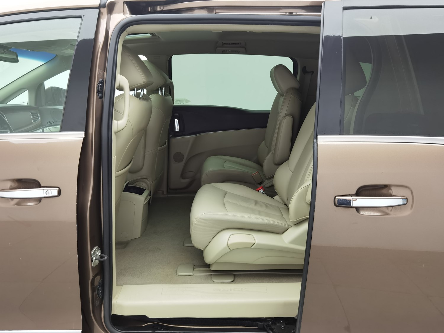 Used Buick GL8 2018 2.0 AT