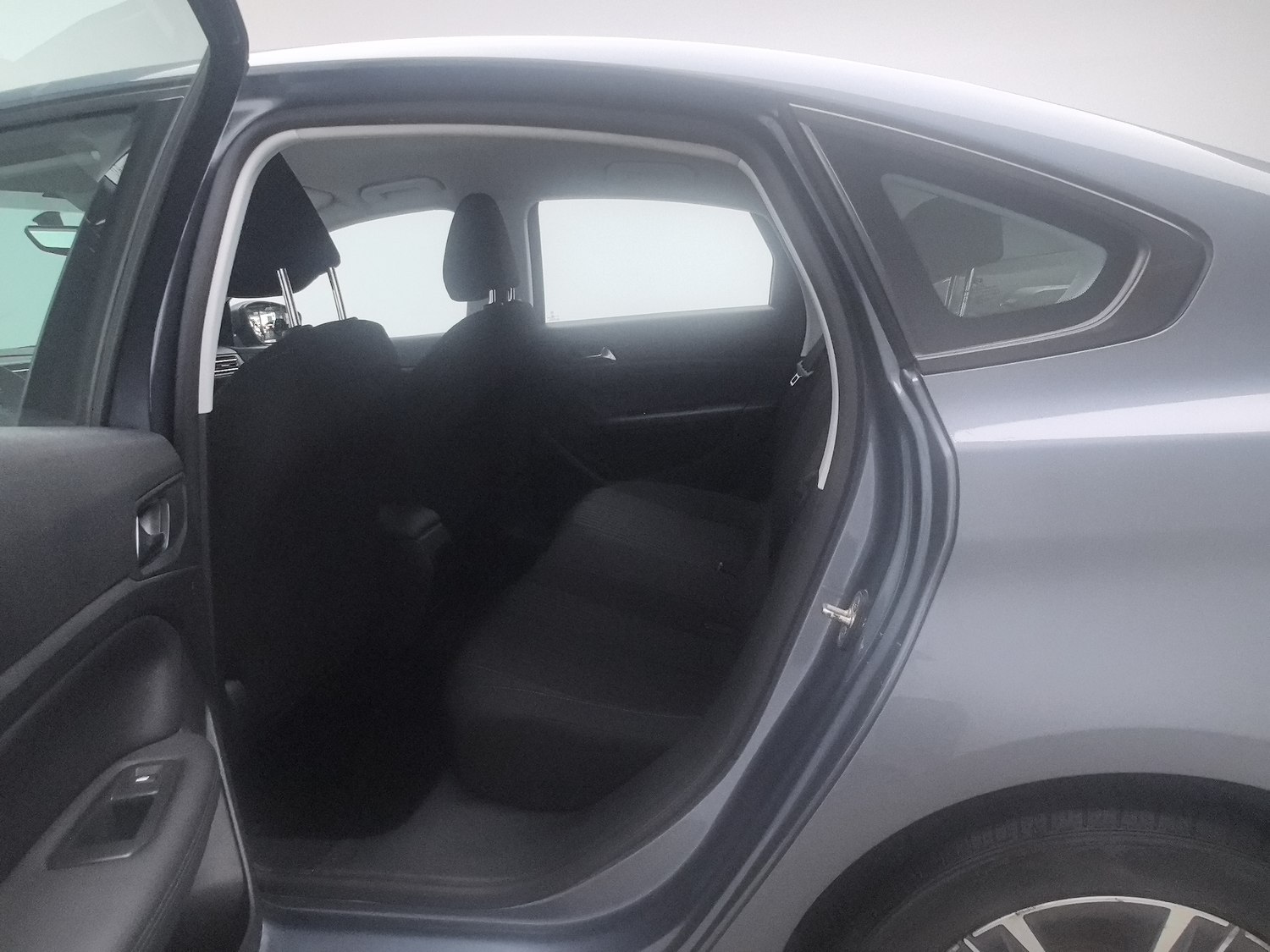 Used Peugeot 308 2016 1.2 MT