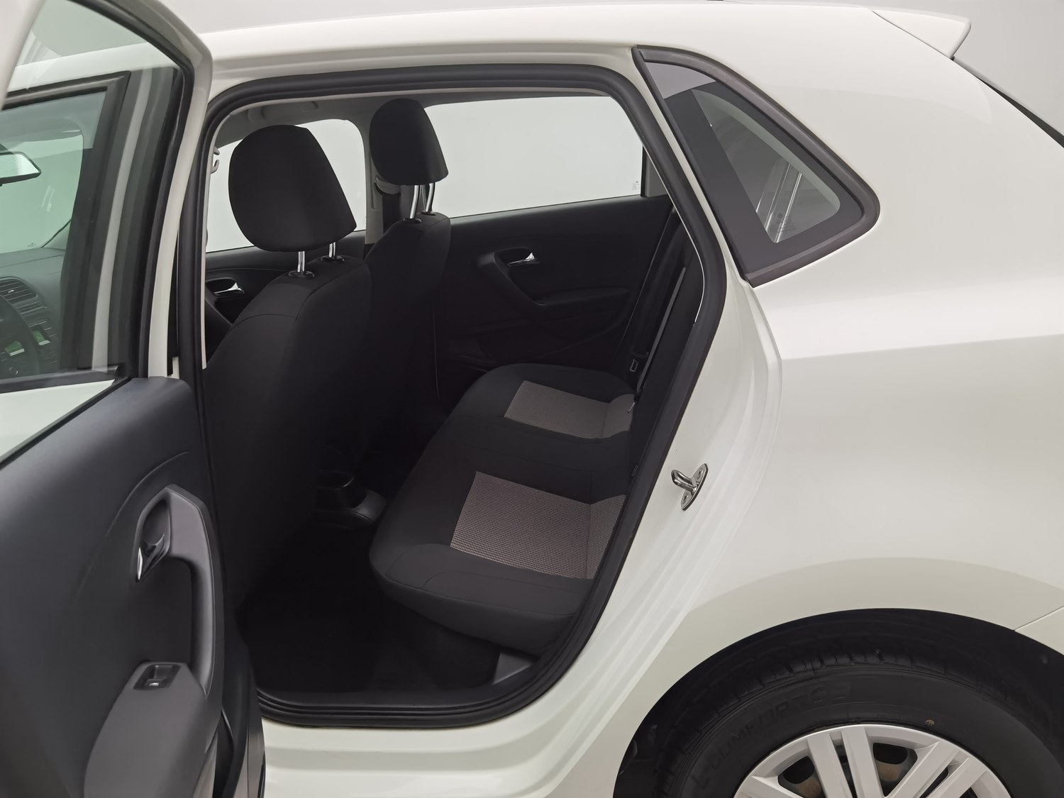 Used Volkswagen Polo 2016 1.4 AT