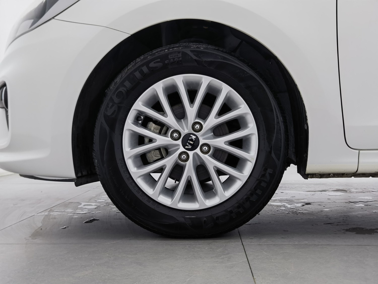 Used Kia K2 2017 1.4 AT