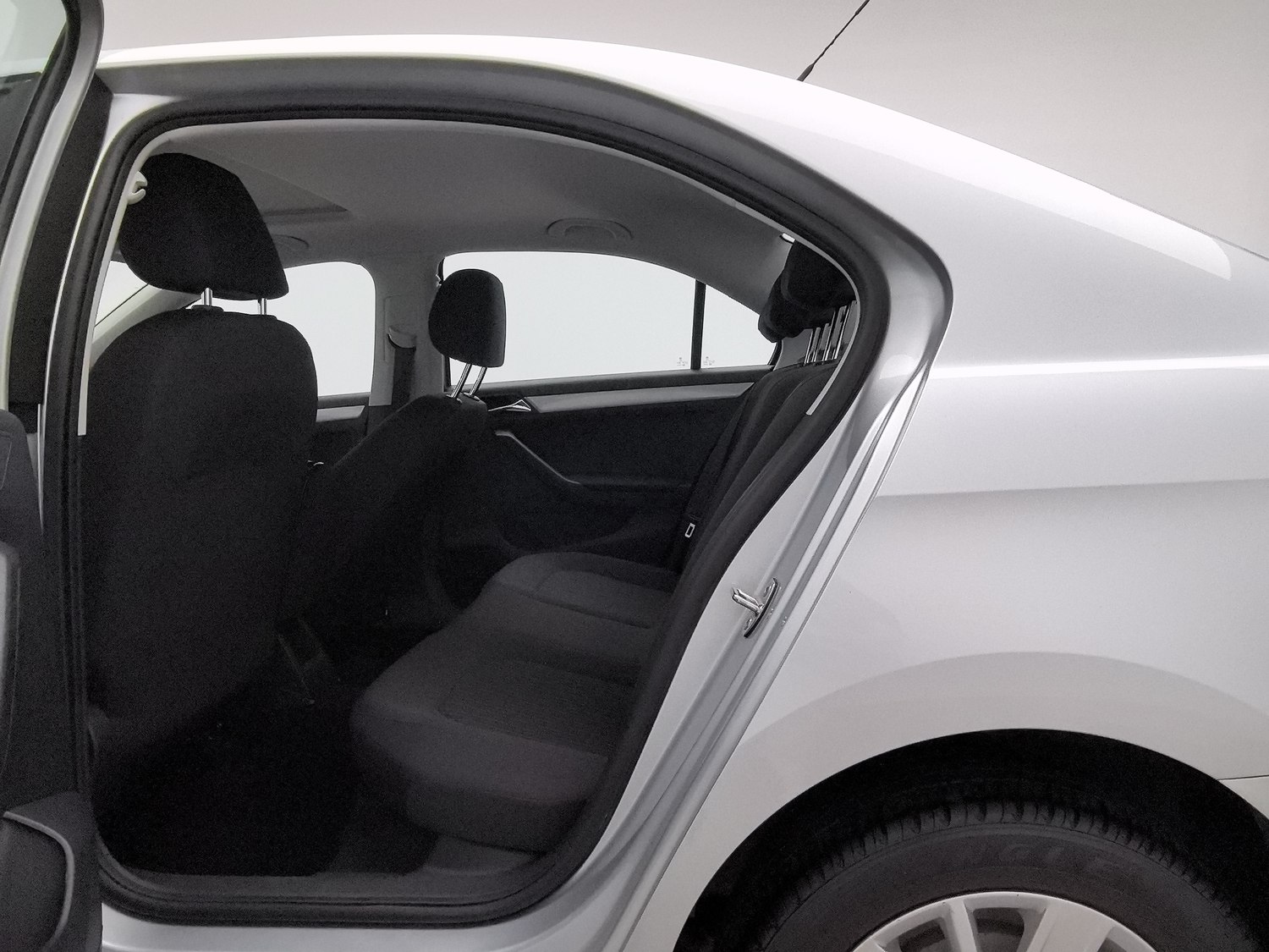 Used Volkswagen Jetta 2015 1.6 MT