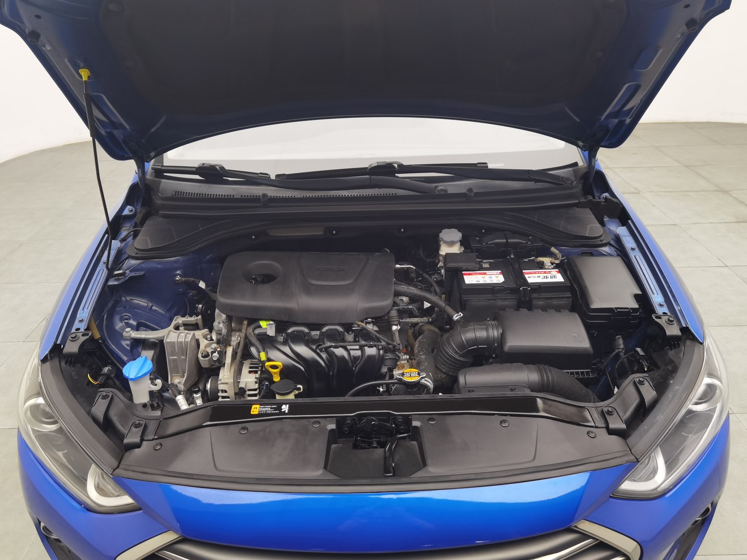 Used Hyundai Elantra 2016 1.6 AT