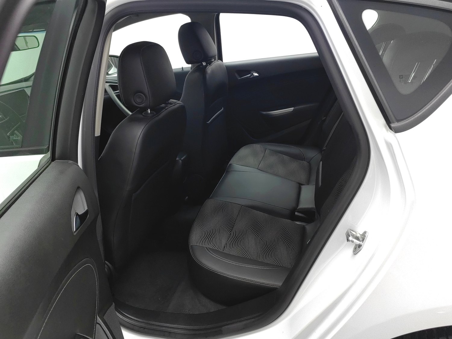 Used Buick Excelle 2014 1.6 AT