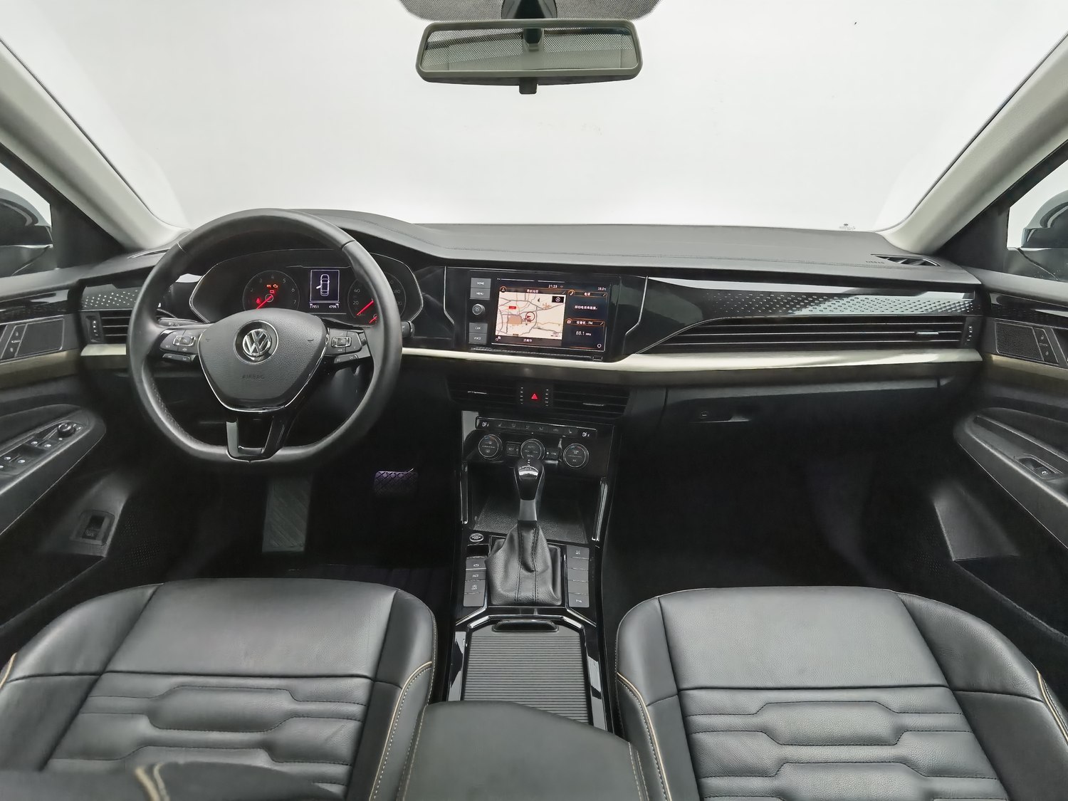 Used Volkswagen Passat 2019 2.0 AT