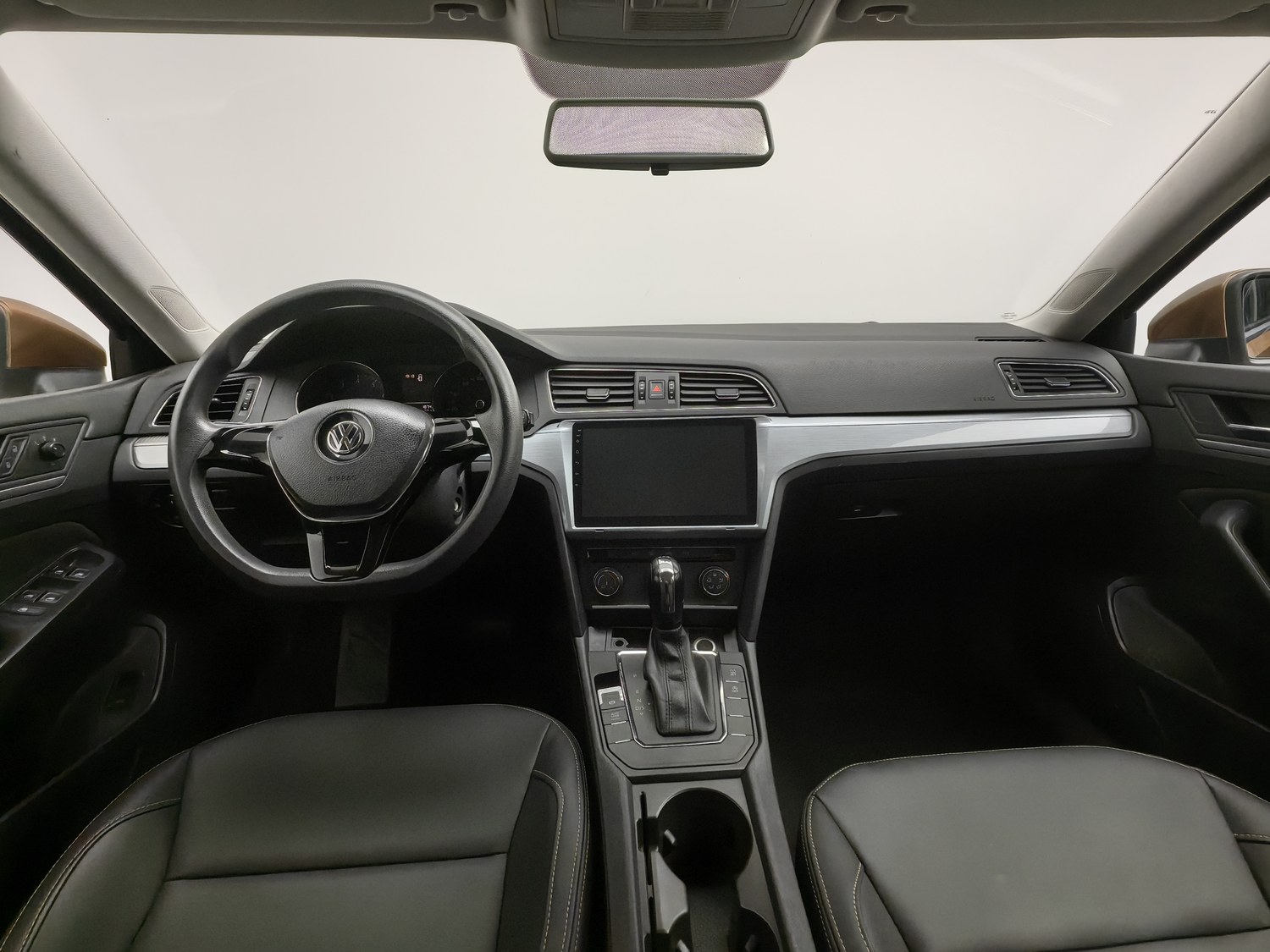 Used Volkswagen Lamando 2017 1.4 AT