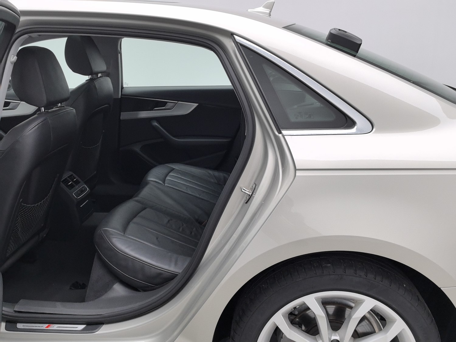 Used Audi A4L 2019 2.0 AT