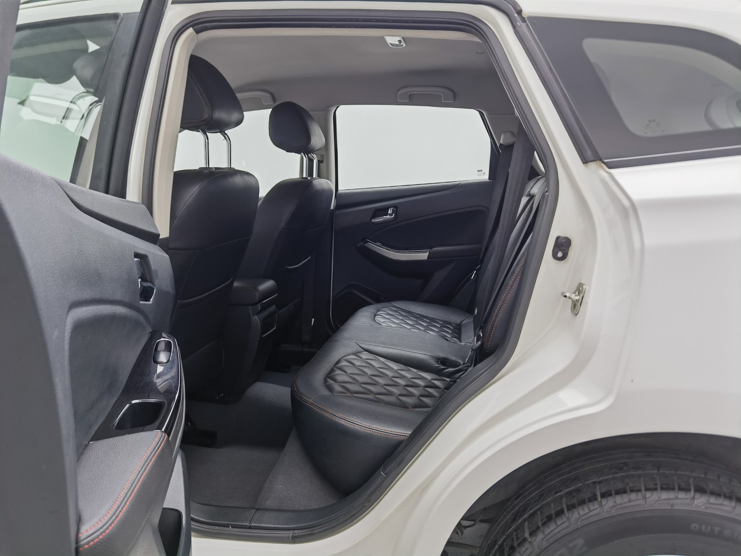 Used Venucia T70 2018 1.6 MT