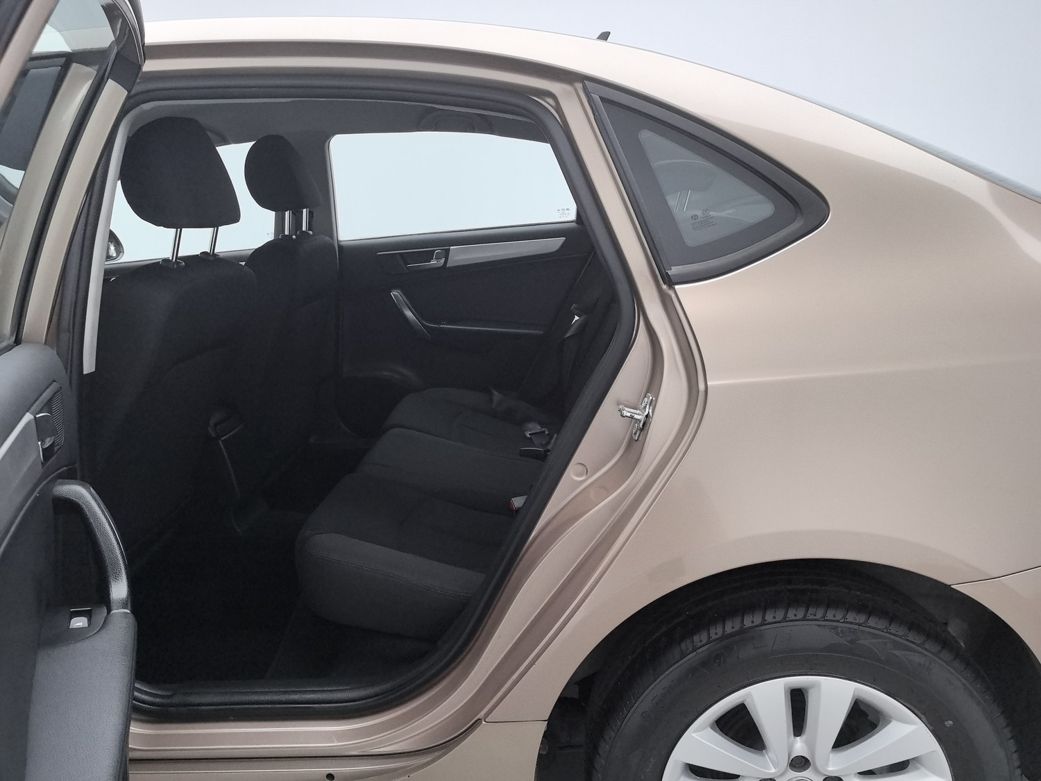 Used Zhonghua H530 2017 1.6 AT
