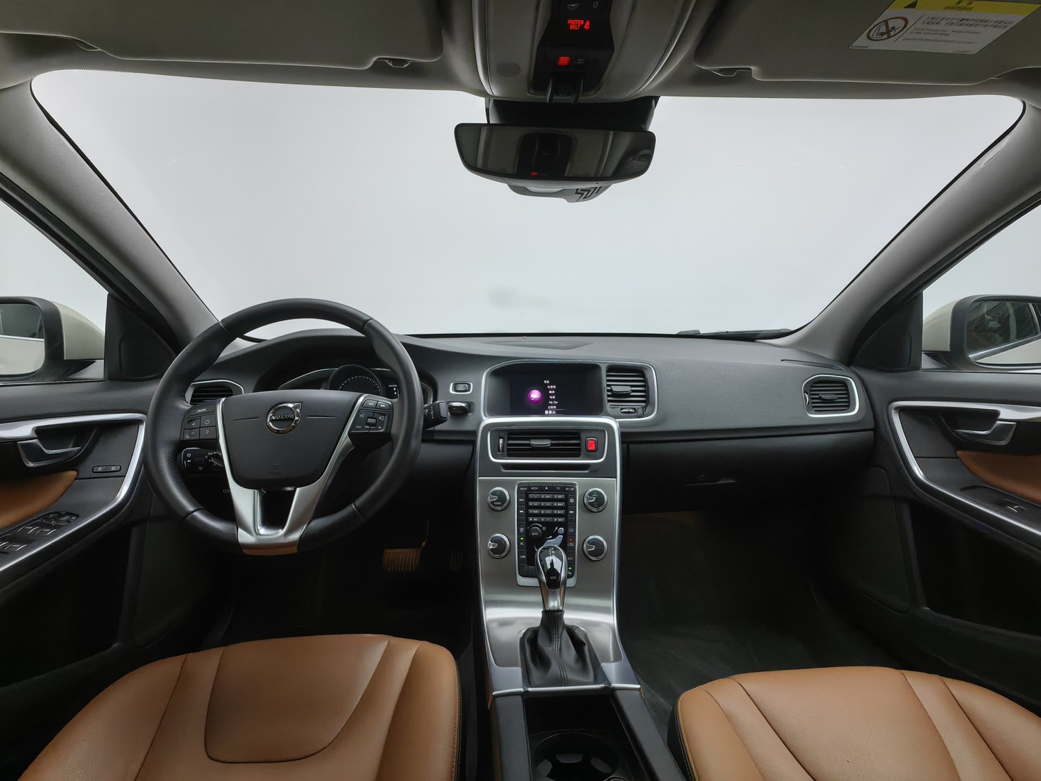 Used Volvo S60 2018 2.0 AT