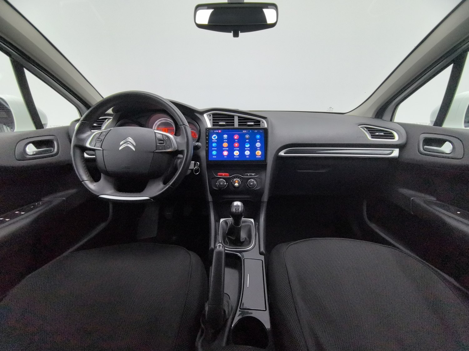 Used Citroen C4L 2015 1.2 MT