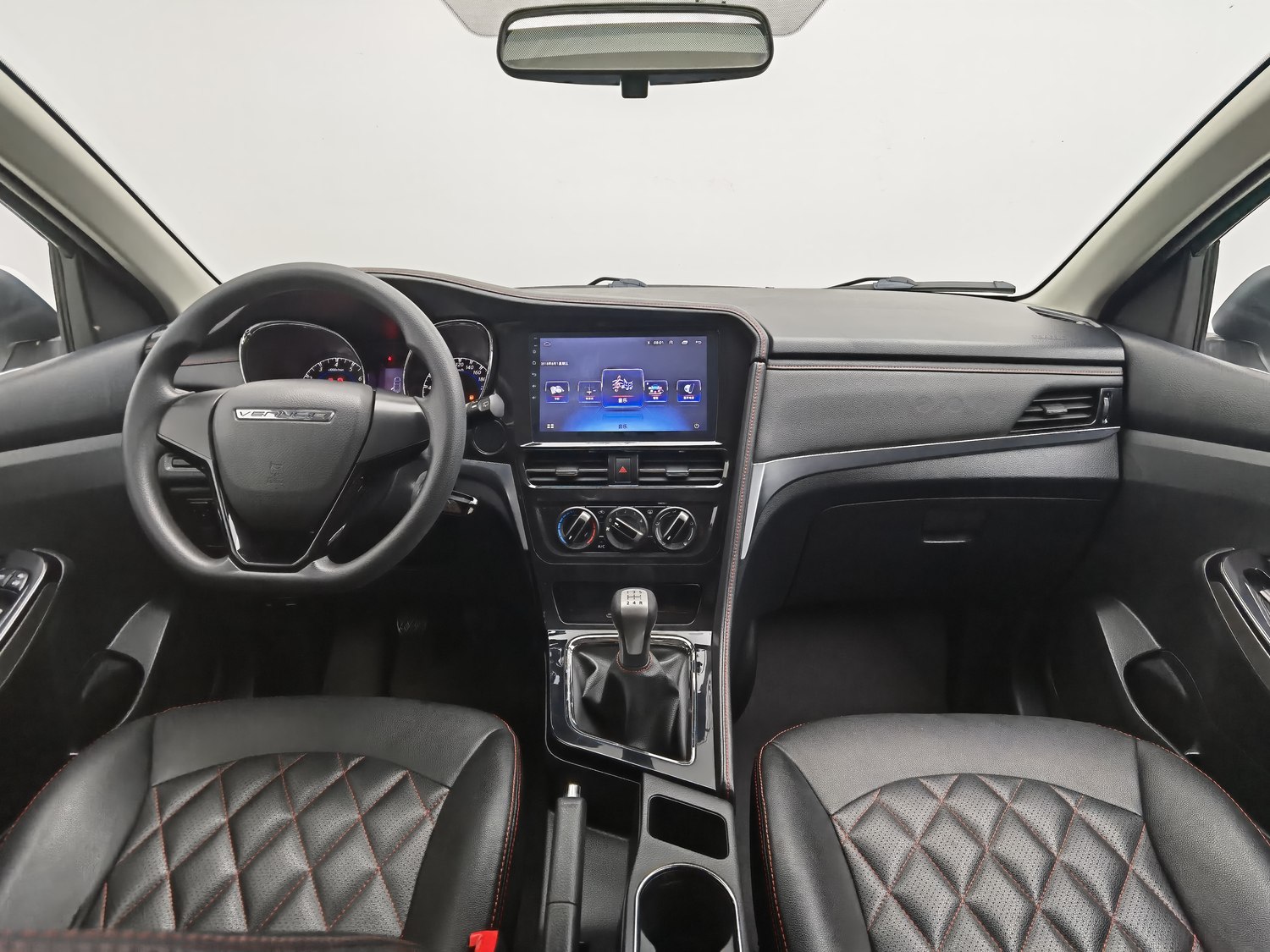 Used Venucia T70 2018 1.6 MT