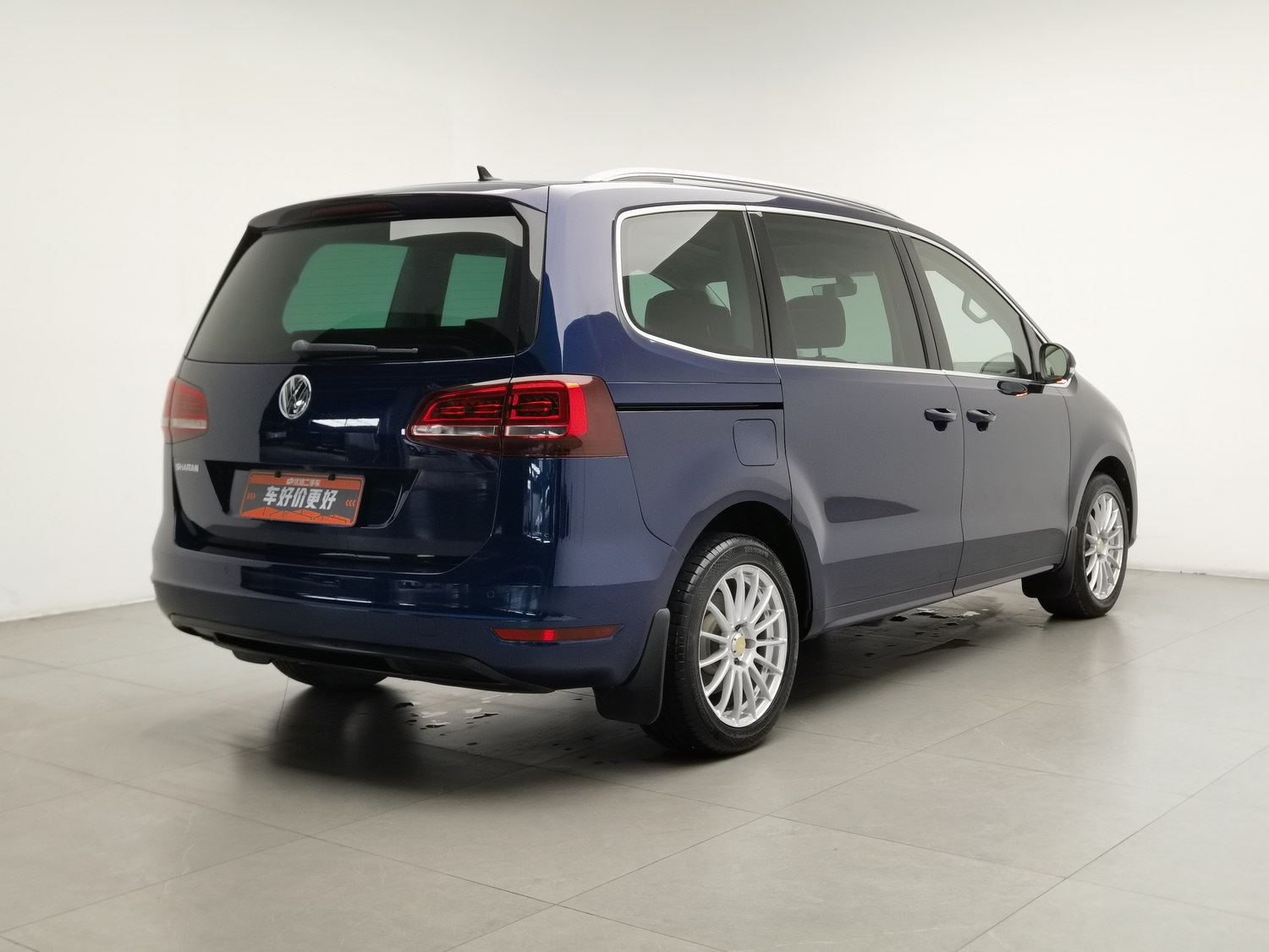 Used Volkswagen Sharan 2018 2.0 AT