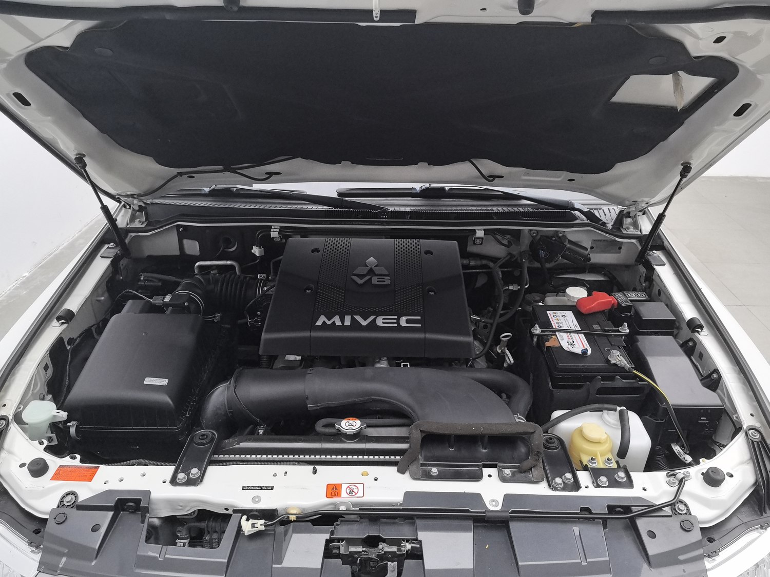 Used Mitsubishi Pajero (Import) 2018 3.8 AT