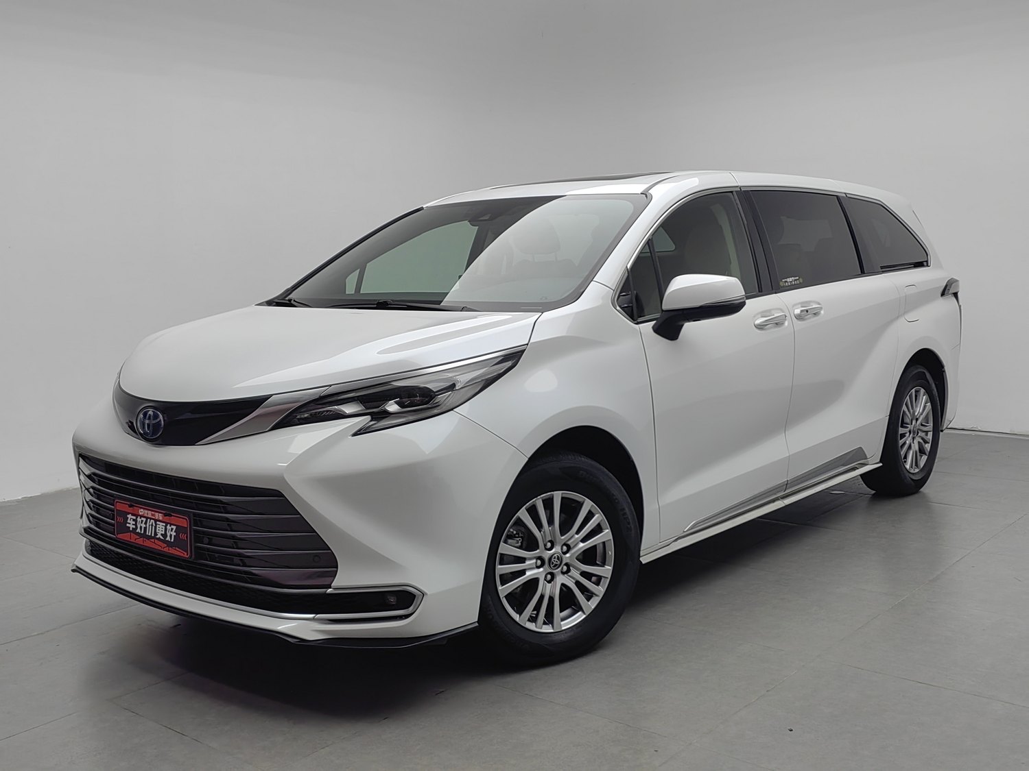 Used Toyota Sienna 2021 2.5 AT