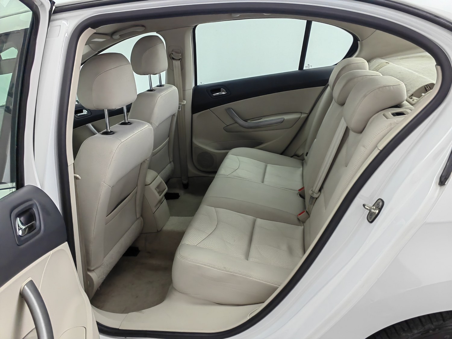 Used Peugeot 408 2013 2.0 AT