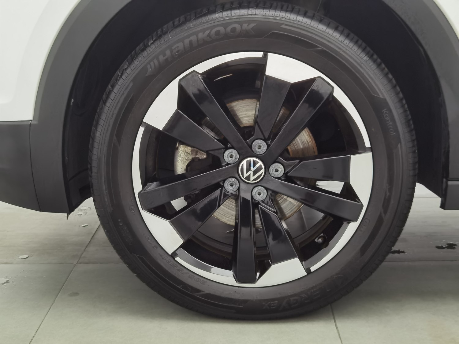 Used Volkswagen Tacqua 2021 1.5 AT