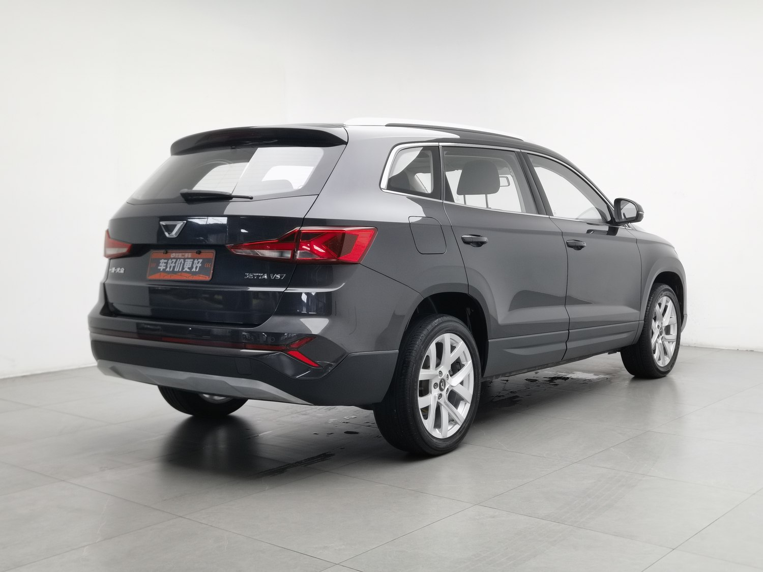 Used Jetta VS7 2022 1.4 AT