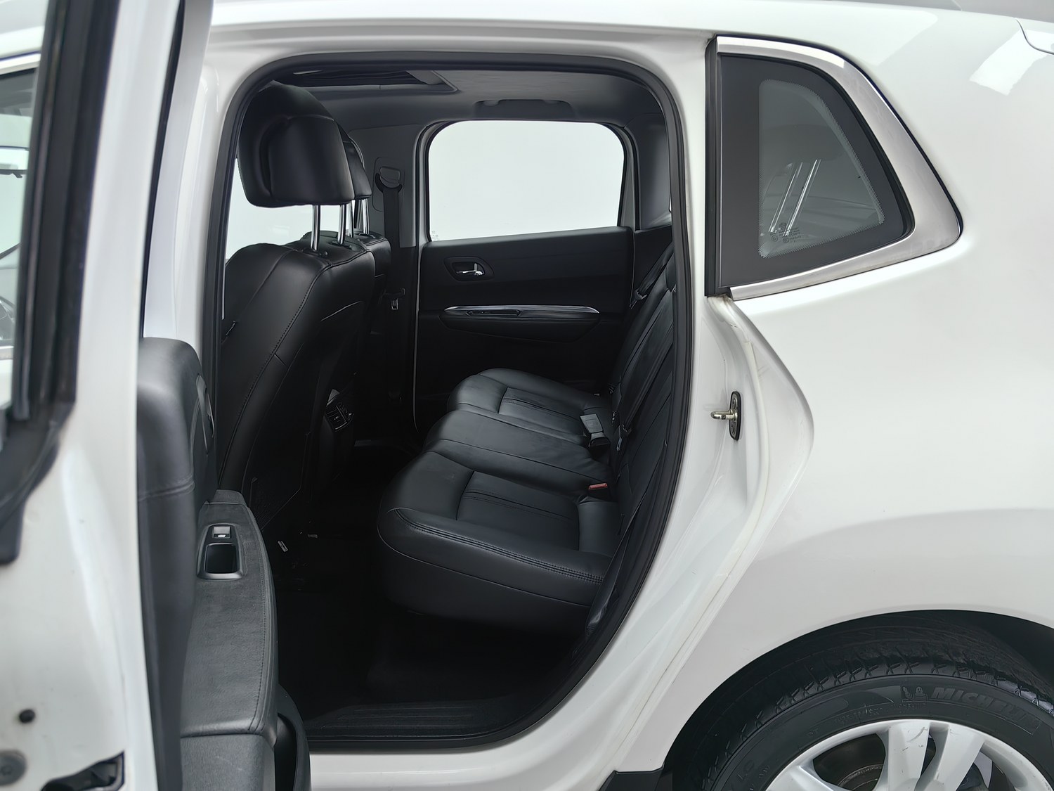 Used Peugeot 3008 2013 1.6 AT