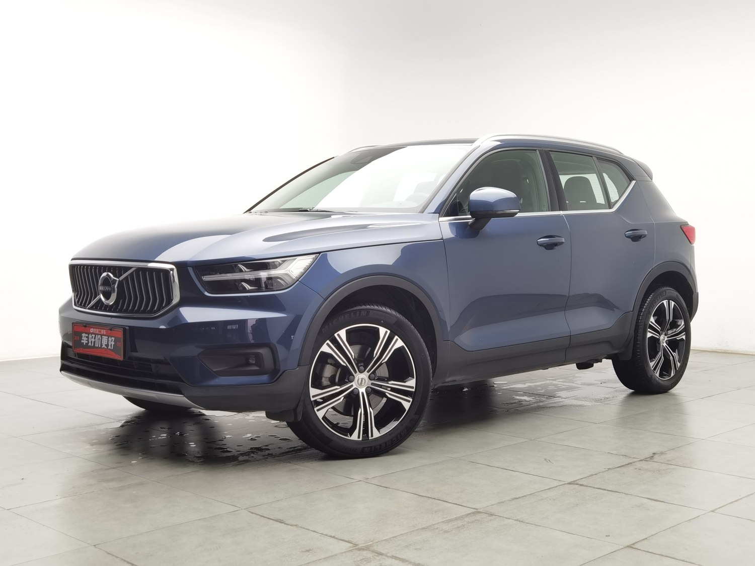 Used Volvo XC40 2021 2.0 AT