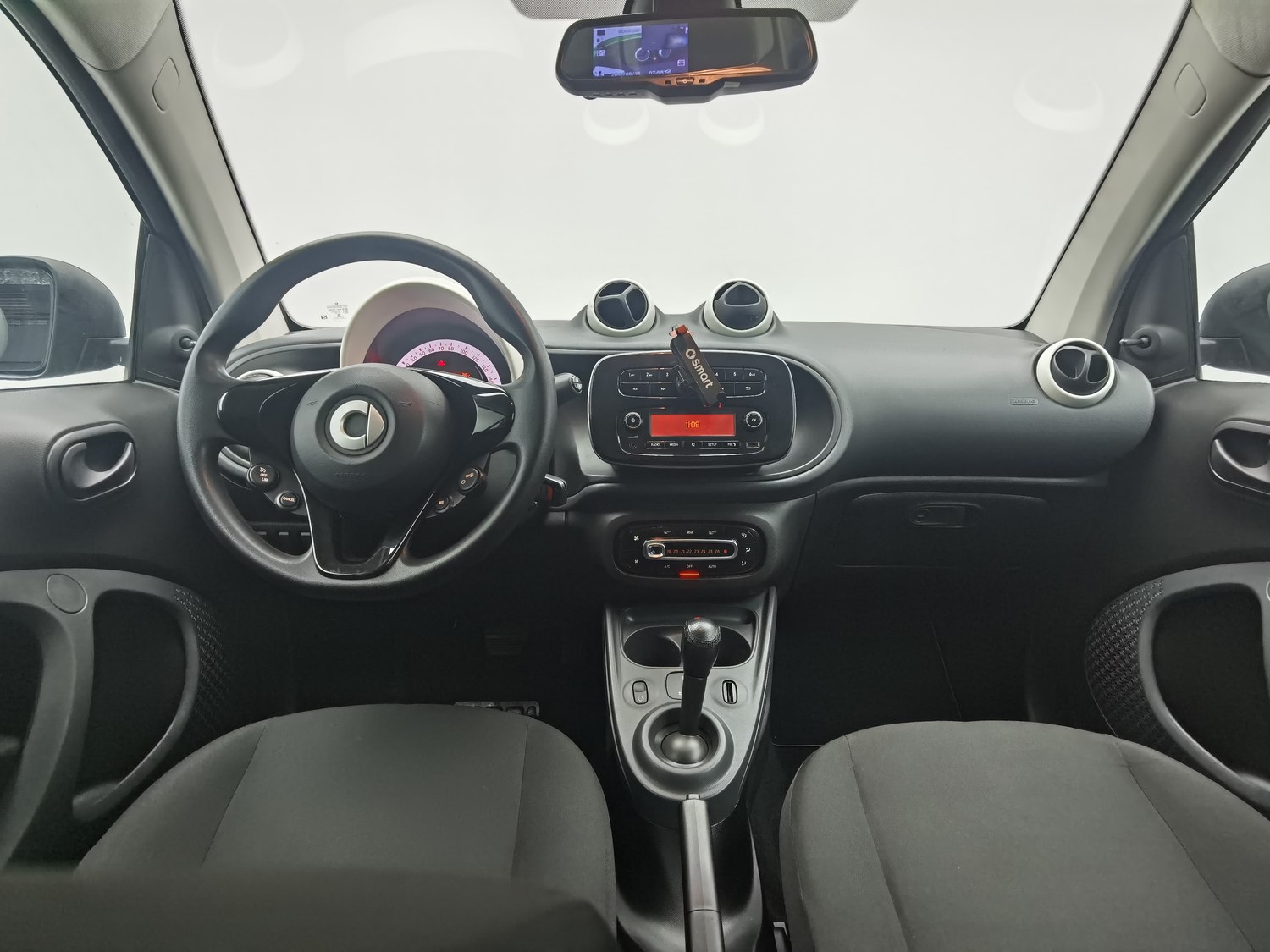 Used smart fortwo 2015 1.0 AT