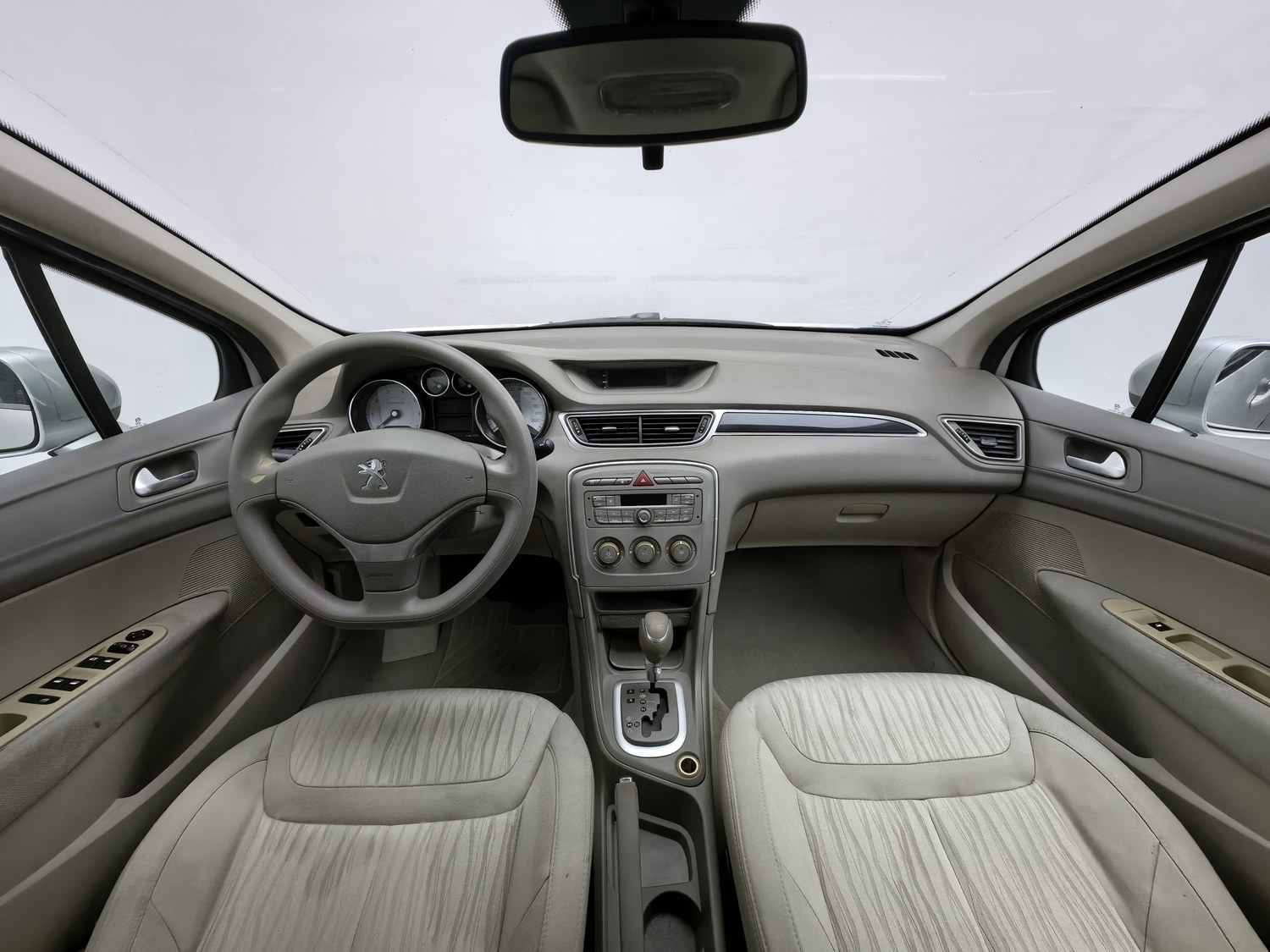 Used Peugeot 308 2014 1.6 AT