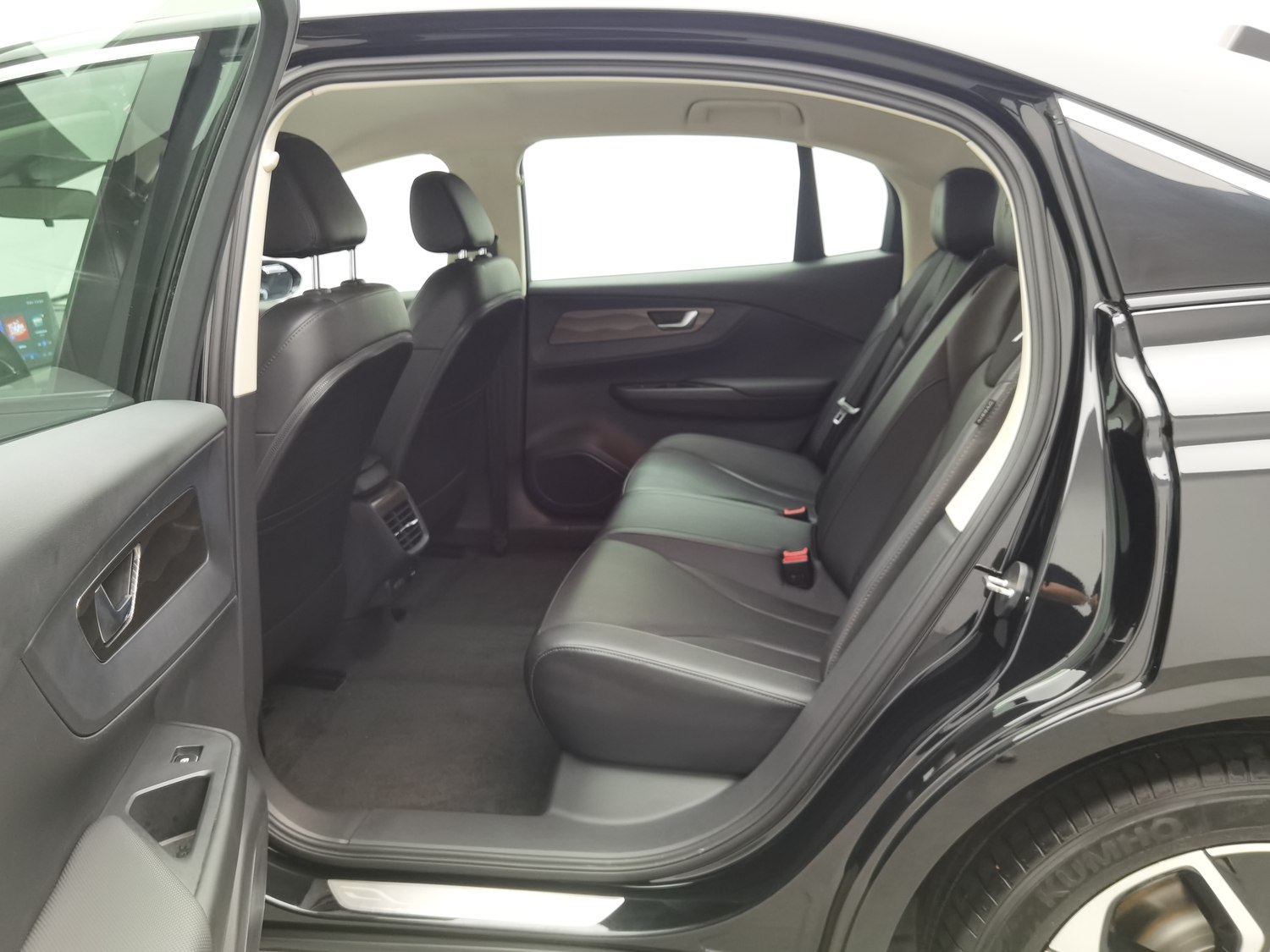 Used Hongqi E-QM5 2023