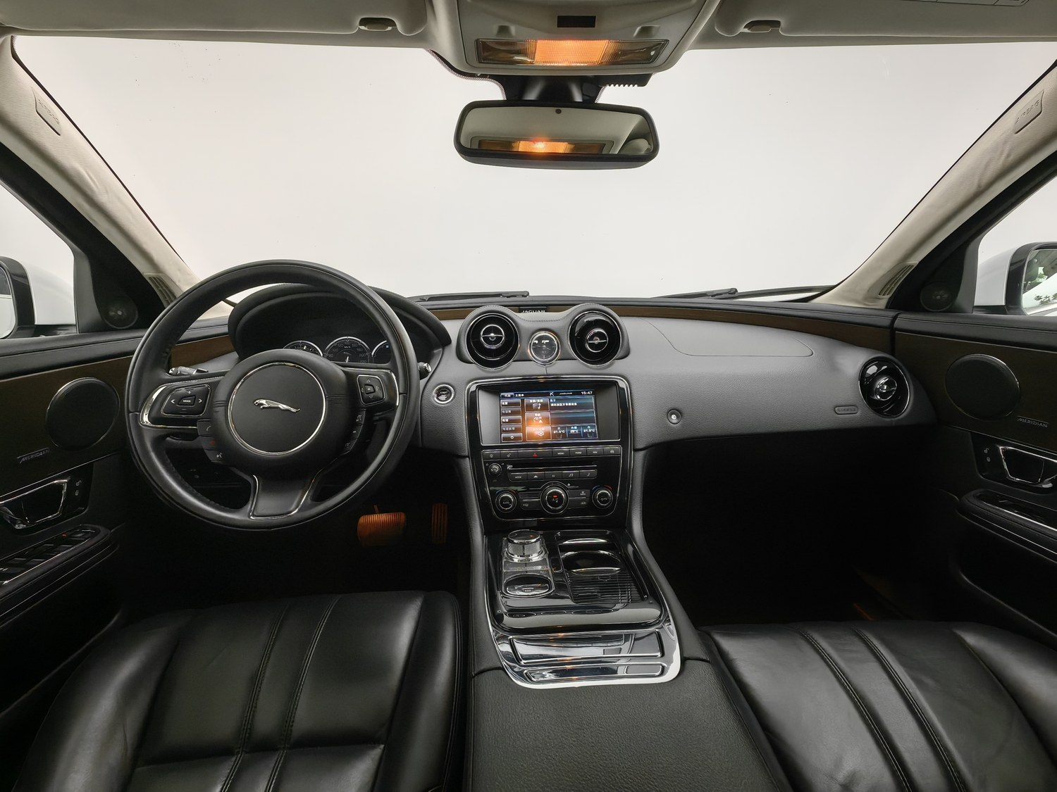 Used Jaguar XJ 2015 2.0 AT