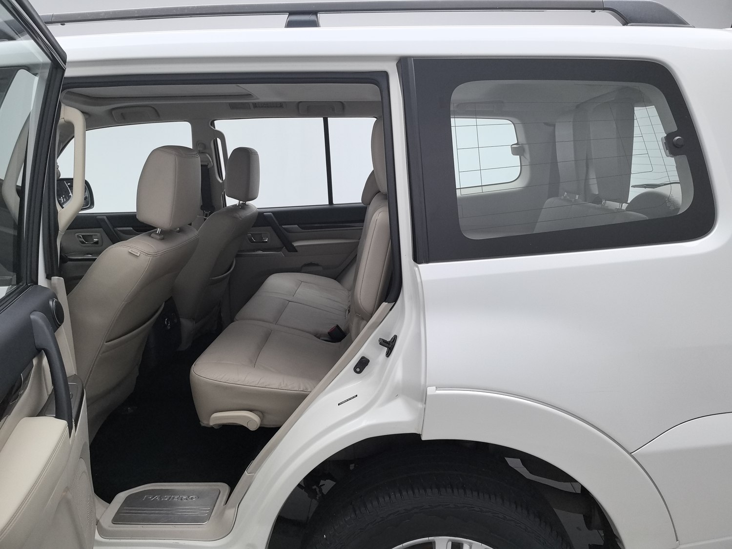 Used Mitsubishi Pajero (Import) 2018 3.8 AT