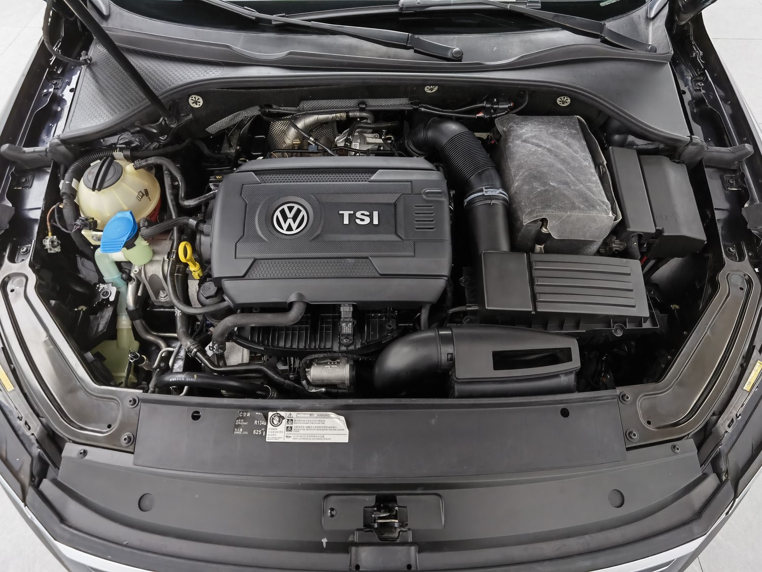 Used Volkswagen Passat 2016 1.8 AT