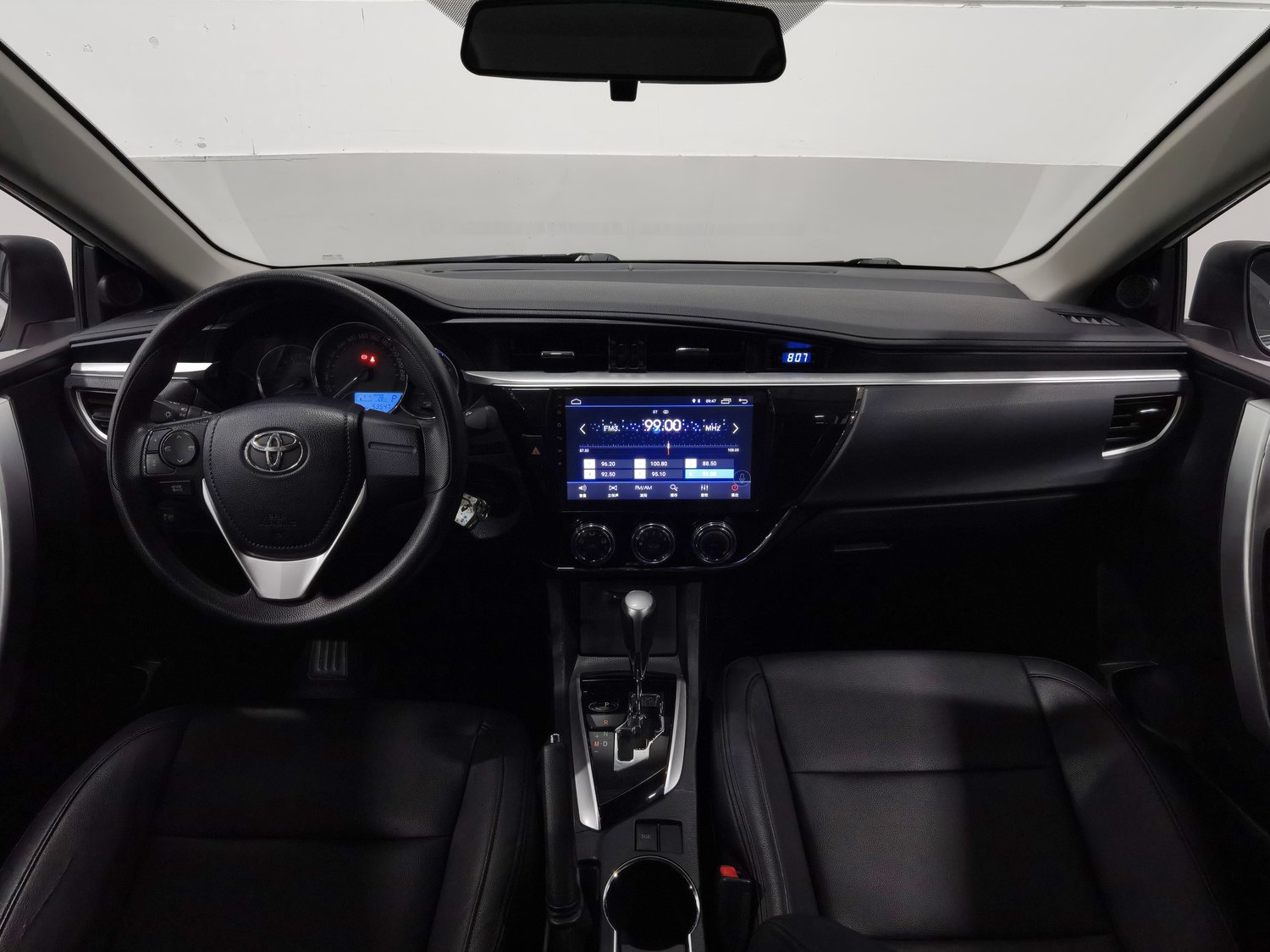 Used Toyota Corolla 2017 1.6 AT