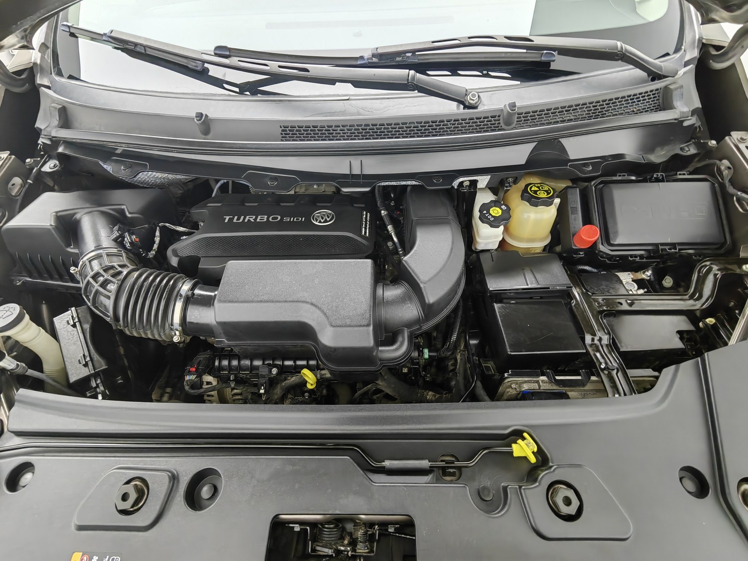 Used Buick GL8 2021 2.0 AT