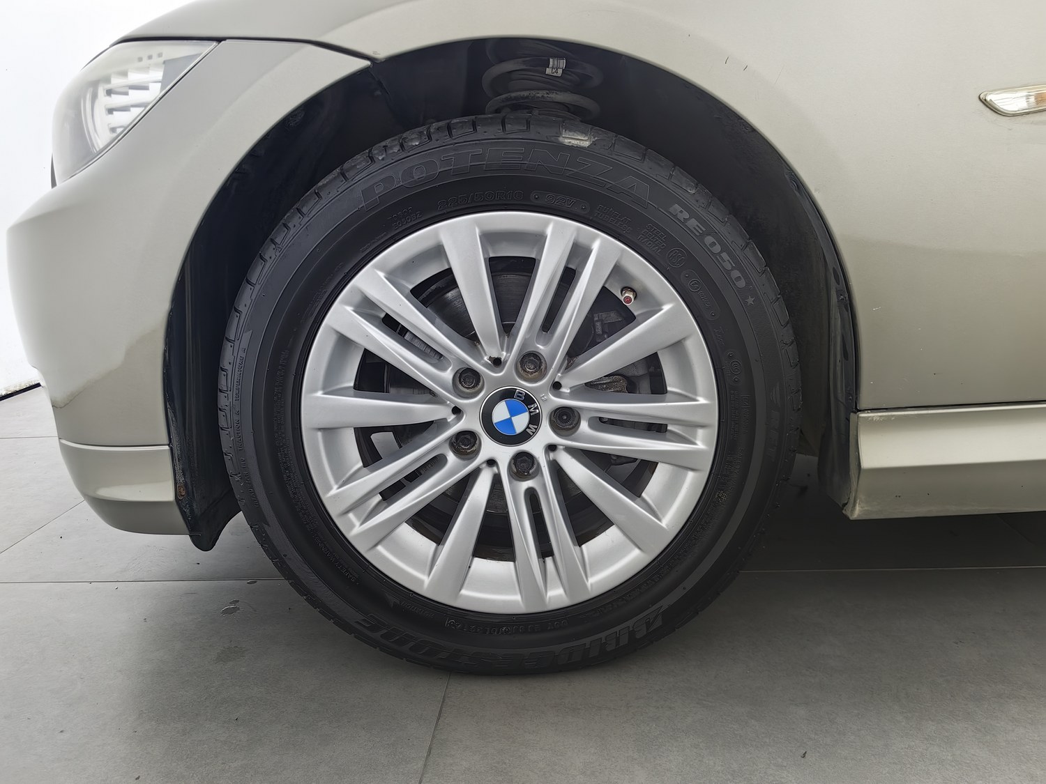 Used BMW THE3 2011 2.0 AT