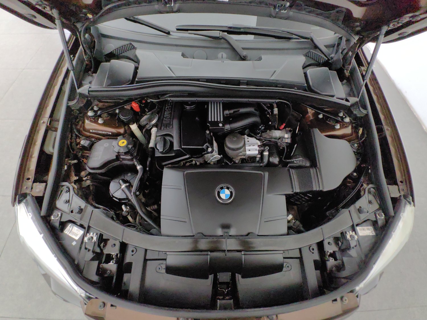 Used BMW X1 2013 2.0 AT