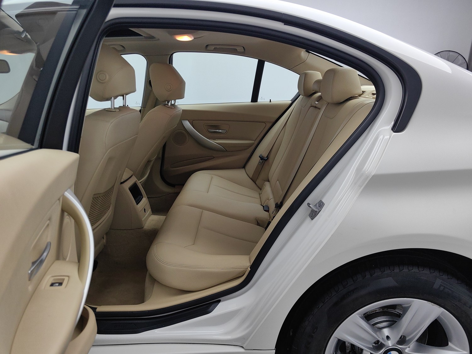Used BMW THE3 2014 2.0 AT