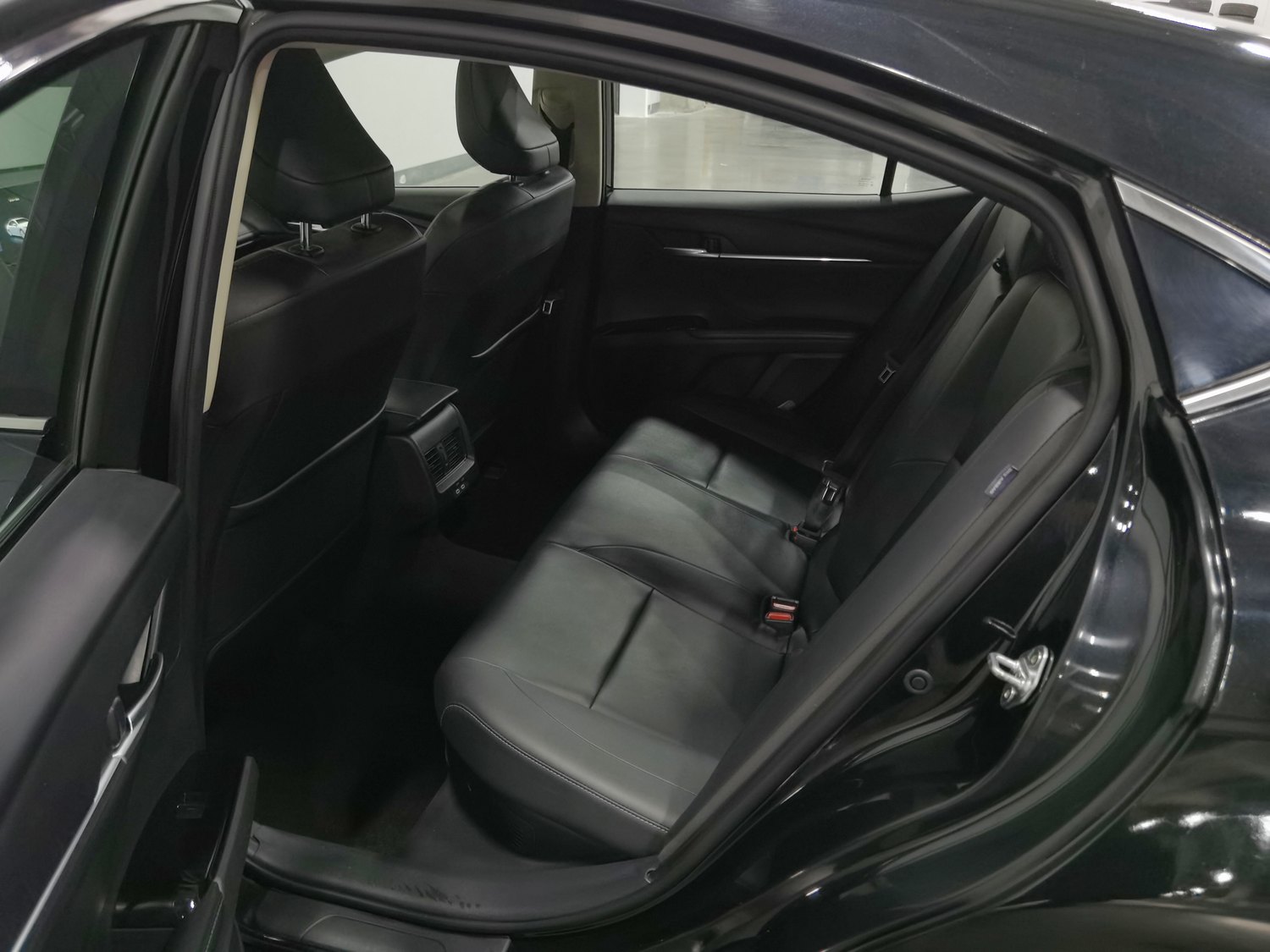 Used Toyota Camry 2024 2.0 AT