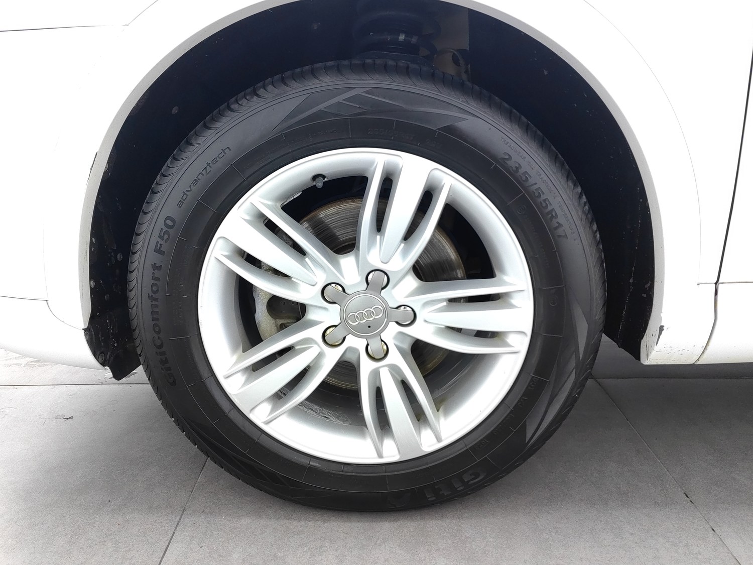 Used Audi Q3 2015 2.0 AT