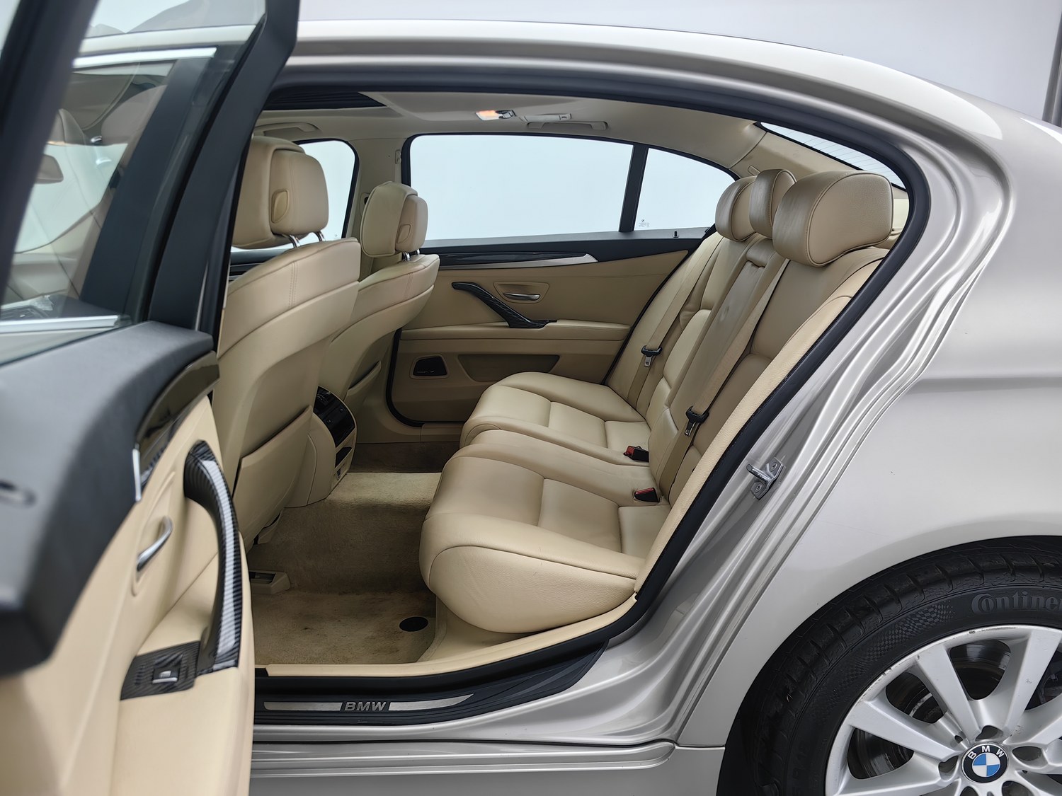 Used BMW THE5 2013 2.0 AT