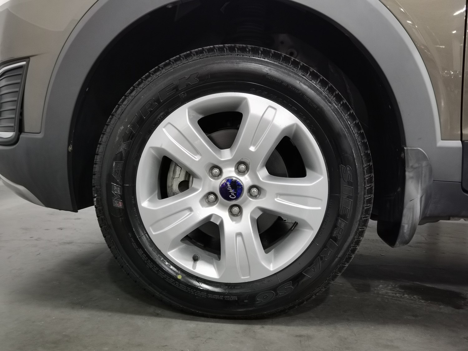 Used Chevrolet Captiva 2015 2.4 AT