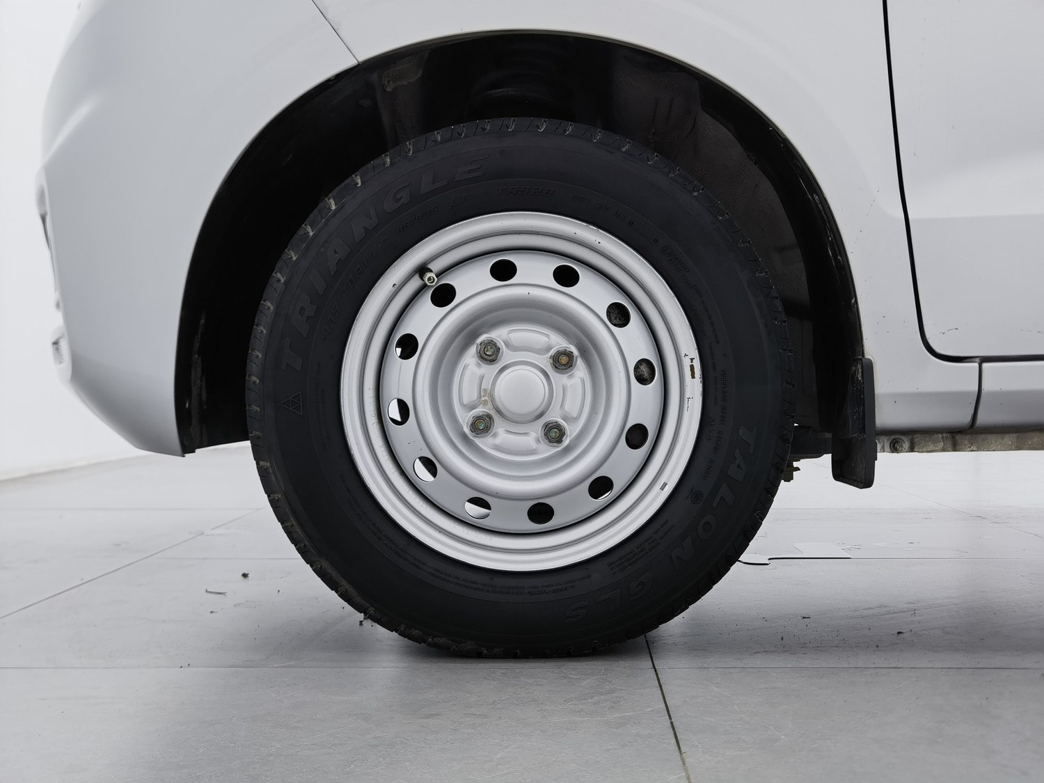 Подержанный Wuling Hongguang V 2022 1.5 MT
