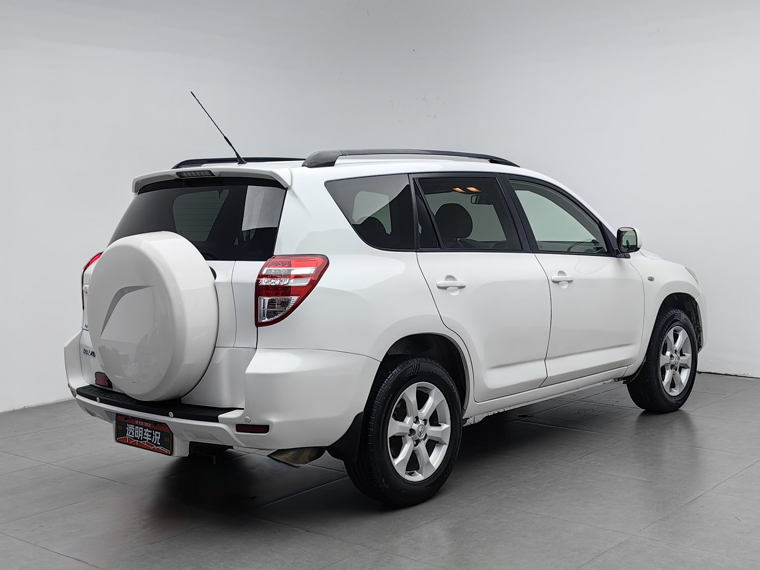 Used Toyota RAV4 2010 2.0 AT