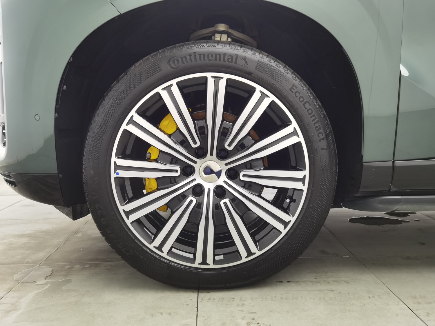 Used Denza N9 2025 2.0 AT