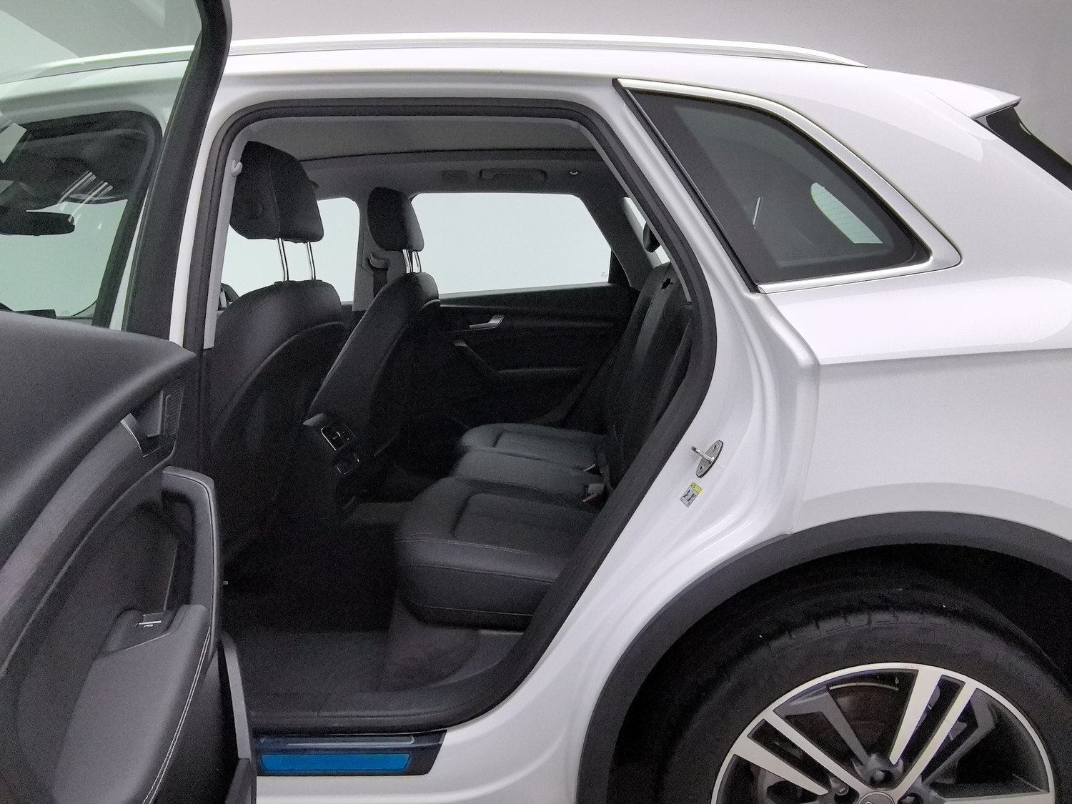 Used Audi Q5L 2020 2.0 AT