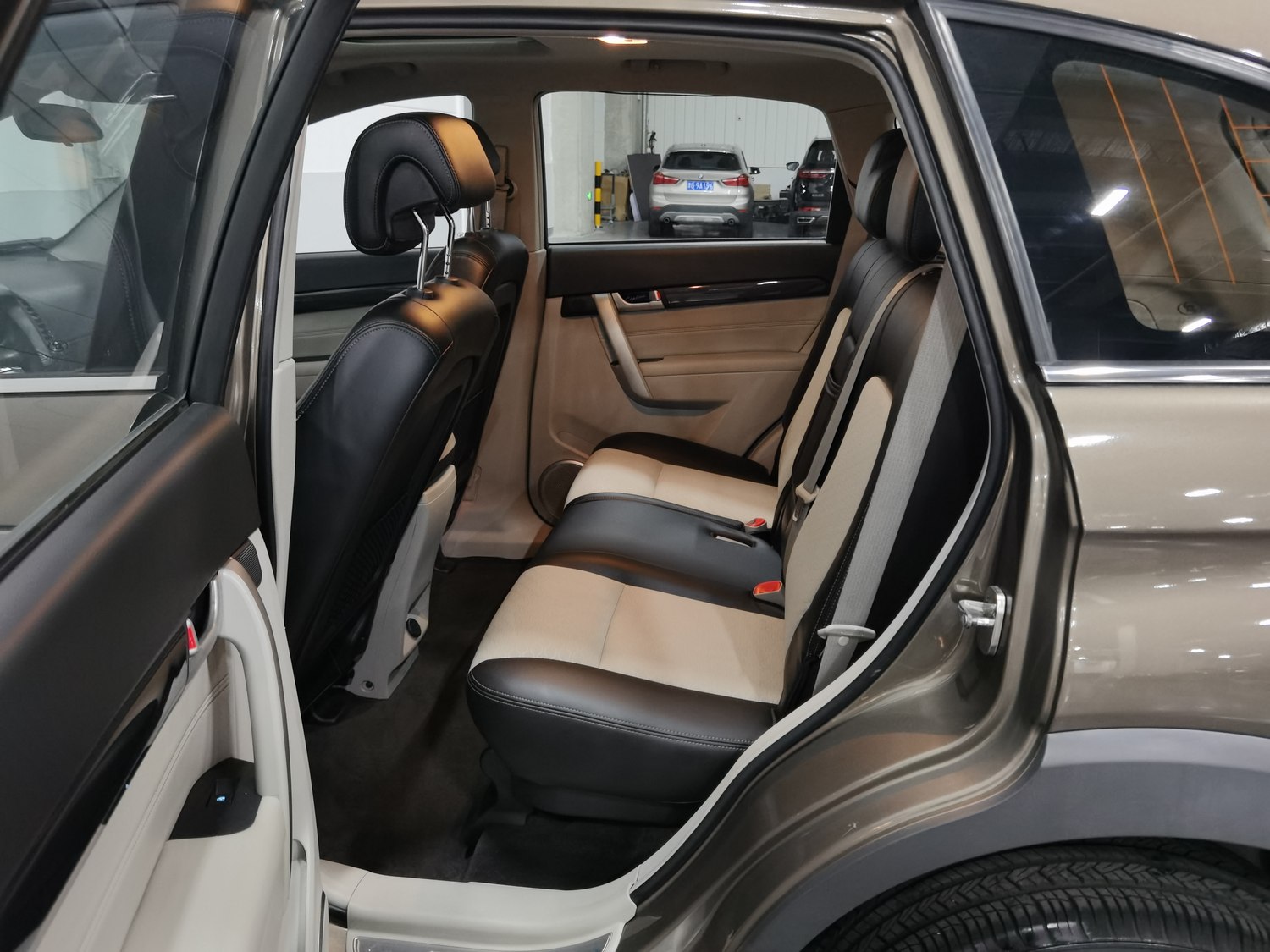 Used Chevrolet Captiva 2015 2.4 AT